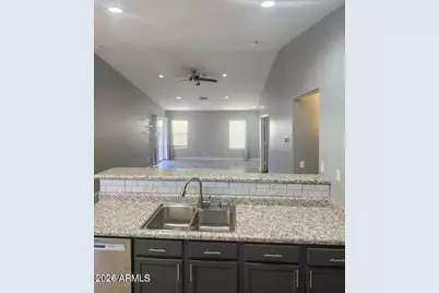 11954 W Holly Street, Avondale, AZ 85392 - Photo 8