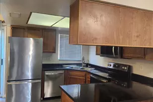 1055 W 5th St, Tempe, AZ 85281 - Photo 6