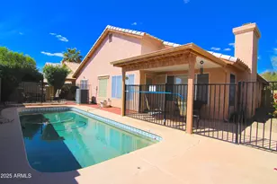 3569 E Utopia Rd, Phoenix, AZ 85050 - Photo 14