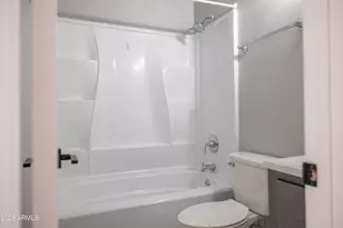 1450 E Bethany Home Rd, Phoenix, AZ 85014 - Photo 16