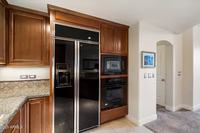 15802 N 71st Street #203, Scottsdale, AZ 85254 - Photo 6