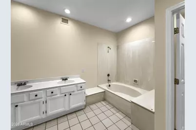 11515 N 91st Street #107, Scottsdale, AZ 85260 - Photo 14