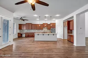 29247 N 70th Ave, Peoria, AZ 85383 - Photo 4