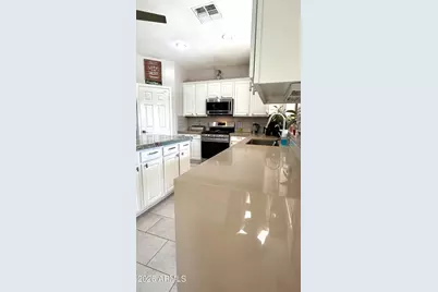 3337 W Thoreau Lane, Anthem, AZ 85086 - Photo 10