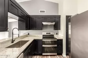 6321 W Ironwood Dr, Glendale, AZ 85302 - Photo 8