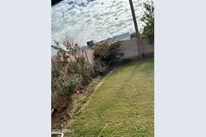 8151 W Clarendon Avenue, Phoenix, AZ 85033 - Photo 2