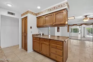 4719 E Flossmoor Cir, Mesa, AZ 85206 - Photo 12