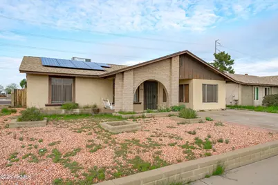 9618 N 66th Drive, Glendale, AZ 85302 - Photo 2