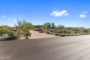 36663 N Wildflower Rd, Carefree, AZ 85377 - Photo 2