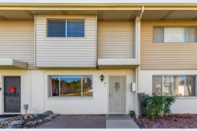 8220 E Garfield Street #M8, Scottsdale, AZ 85257 - Photo 2