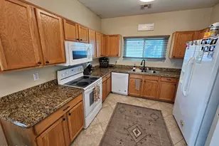 1325 S Mosley Ct, Chandler, AZ 85286 - Photo 6