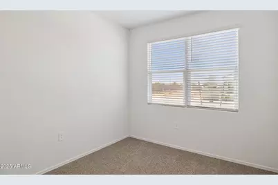 25300 N 184th Lane, Wittmann, AZ 85361 - Photo 14