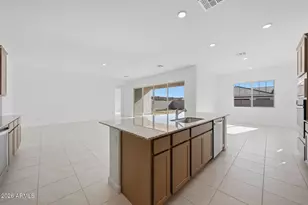 18363 W Yavapai St, Goodyear, AZ 85338 - Photo 6