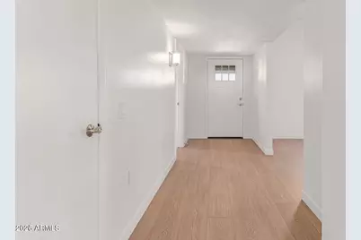 16853 N Meadow Park Drive, Sun City, AZ 85351 - Photo 6