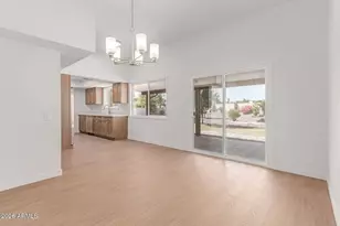 16853 N Meadow Park Dr, Sun City, AZ 85351 - Photo 14