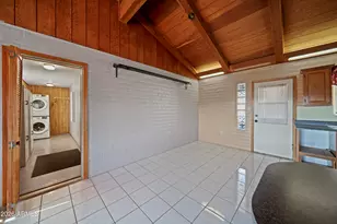 18467 S Niblick Dr, Peeples Valley, AZ 86332 - Photo 6