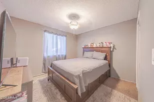 6321 W Cheery Lynn Rd, Phoenix, AZ 85033 - Photo 8