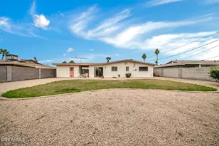 2208 E Sylvia St, Phoenix, AZ 85022 - Photo 32