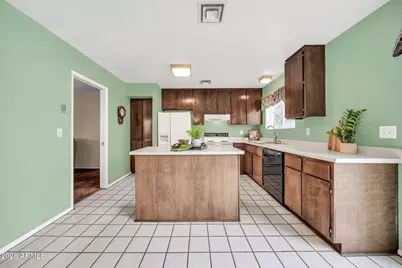 2208 E Sylvia Street, Phoenix, AZ 85022 - Photo 14