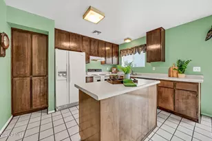 2208 E Sylvia St, Phoenix, AZ 85022 - Photo 12