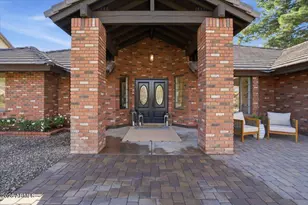 501 E Melody Ln, Gilbert, AZ 85234 - Photo 12