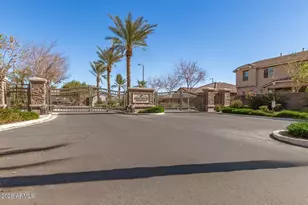 257 E Kaibab Dr Dr, Chandler, AZ 85249 - Photo 4