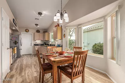 18350 N Coyote Lakes Parkway, Surprise, AZ 85378 - Photo 8