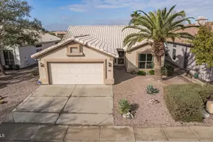 18350 N Coyote Lakes Pkwy, Surprise, AZ 85378 - Photo 32