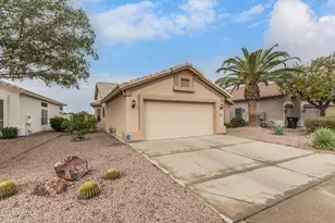 18350 N Coyote Lakes Pkwy, Surprise, AZ 85378 - Photo 2