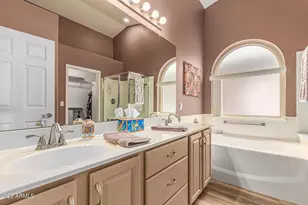 18350 N Coyote Lakes Pkwy, Surprise, AZ 85378 - Photo 16