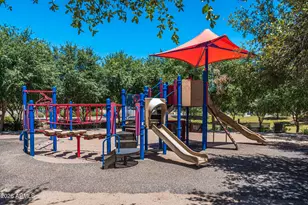 1739 E Dogwood Ln, Gilbert, AZ 85295 - Photo 40