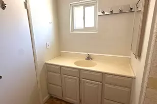 775 E Cactus Dr, Globe, AZ 85501 - Photo 10