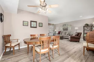 10585 W Palmeras Dr, Sun City, AZ 85373 - Photo 8