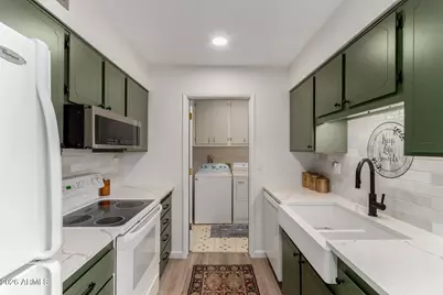 10585 W Palmeras Drive #G, Sun City, AZ 85373 - Photo 6