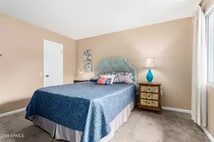 10585 W Palmeras Dr, Sun City, AZ 85373 - Photo 12