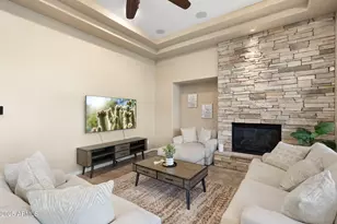 795 W Verbena Ln, Litchfield Park, AZ 85340 - Photo 8