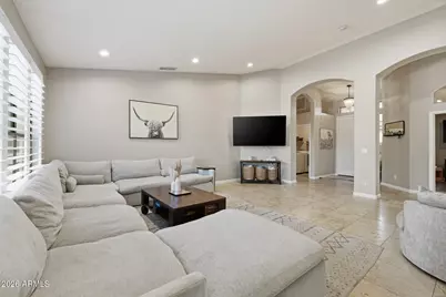 26214 N 43rd Place, Phoenix, AZ 85050 - Photo 12