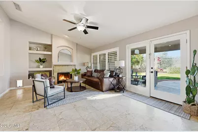 26214 N 43rd Place, Phoenix, AZ 85050 - Photo 14