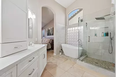 26214 N 43rd Place, Phoenix, AZ 85050 - Photo 24