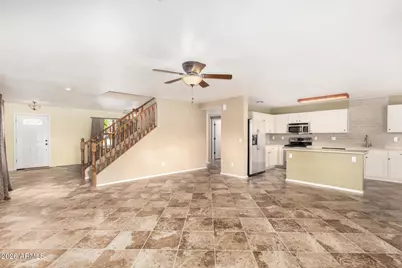 15811 W Port Au Prince Lane, Surprise, AZ 85379 - Photo 10