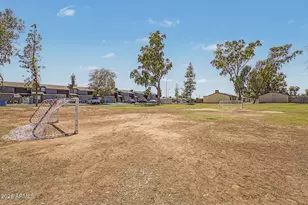 3646 N 69th Ave, Phoenix, AZ 85033 - Photo 26