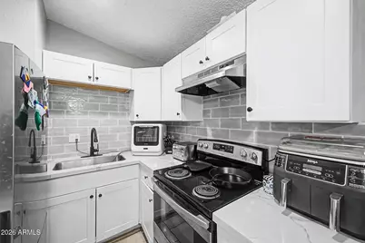 3646 N 69th Avenue #59, Phoenix, AZ 85033 - Photo 10