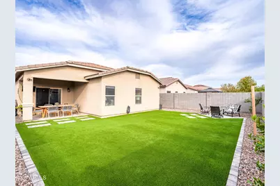 915 W Sisso Tree Avenue, Queen Creek, AZ 85140 - Photo 6