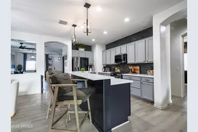 915 W Sisso Tree Avenue, Queen Creek, AZ 85140 - Photo 2