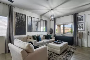 915 W Sisso Tree Ave, Queen Creek, AZ 85140 - Photo 8