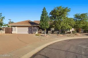 1112 E Shepherds Way, Casa Grande, AZ 85122 - Photo 2
