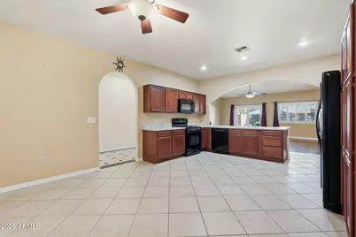 1112 E Shepherds Way, Casa Grande, AZ 85122 - Photo 12