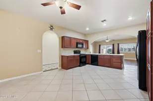 1112 E Shepherds Way, Casa Grande, AZ 85122 - Photo 12