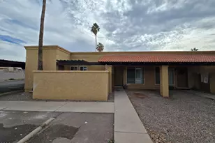 715 N Arrowhead Dr, Chandler, AZ 85224 - Photo 1