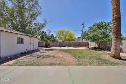 63 W Windsor Avenue, Phoenix, AZ 85003 - Photo 38